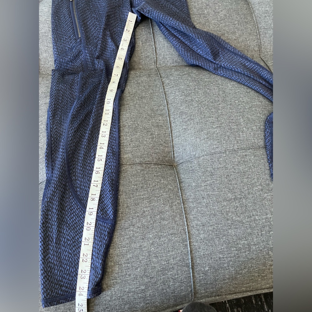 ATHLETA Blue/Black Ranier High Rise Textured Legging Size S - Picture 12 of 16